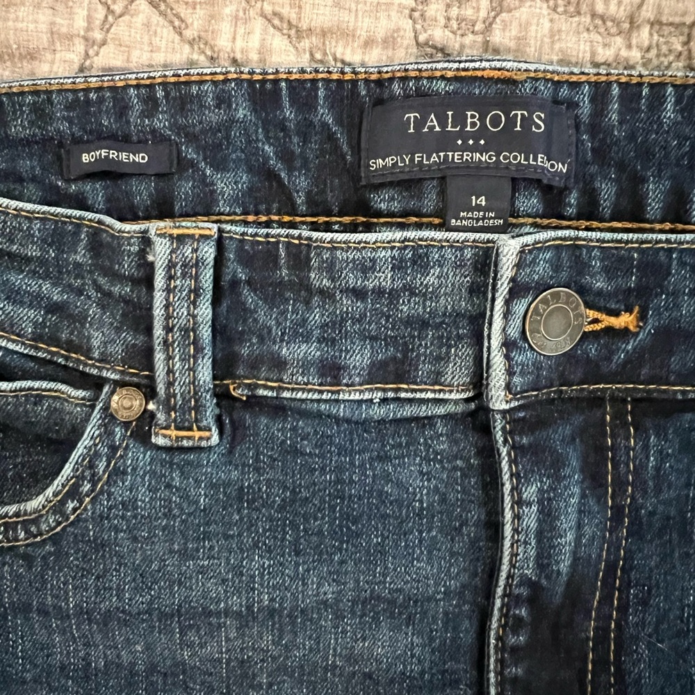 Talbots Women’s Relaxed Fit Blue Jeans